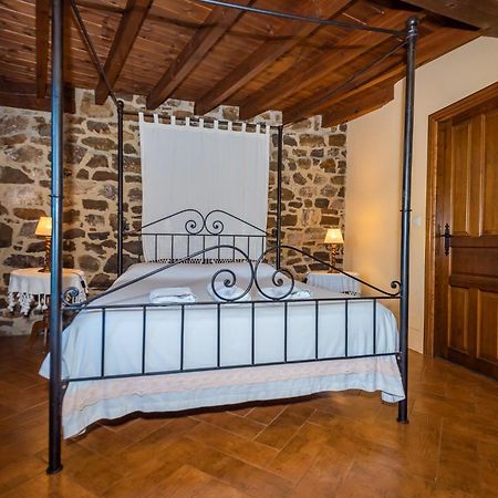 Casa De Ligueria Vendégház Rozapanera Kültér fotó