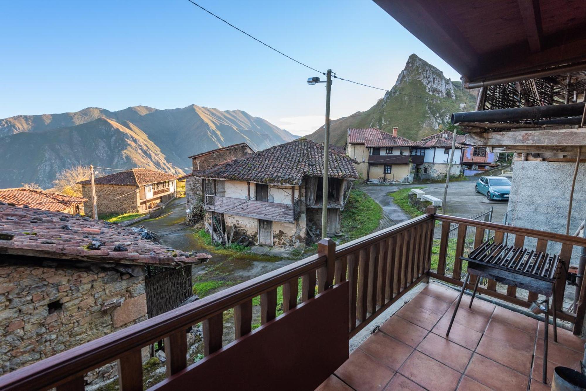 Casa De Ligueria Vendégház Rozapanera Kültér fotó
